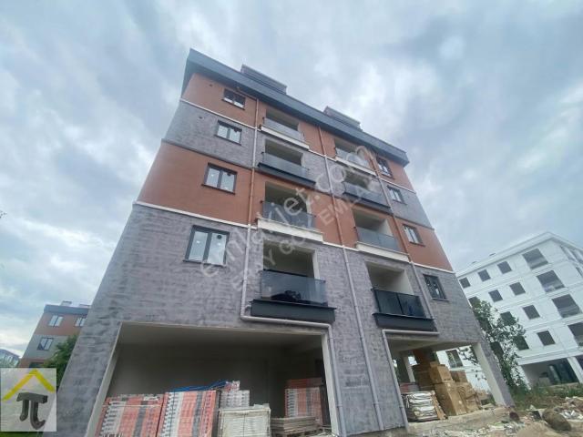 Cumhuriyet Mh. Denize 50 Mt Lüks 2+1 Eray Gök Emlak