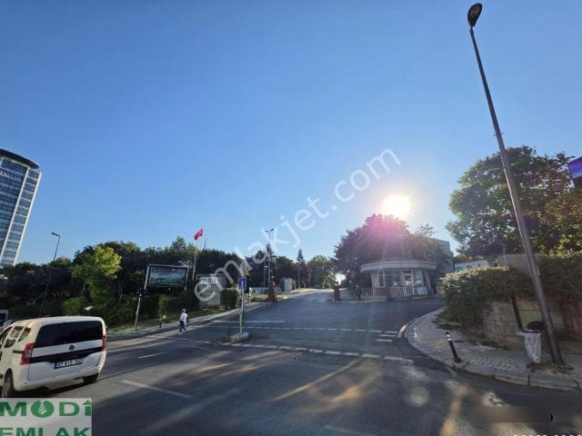 Cumhuriyet Mh Kiralık 3+1 Kombili Köşe Daire 4.kat