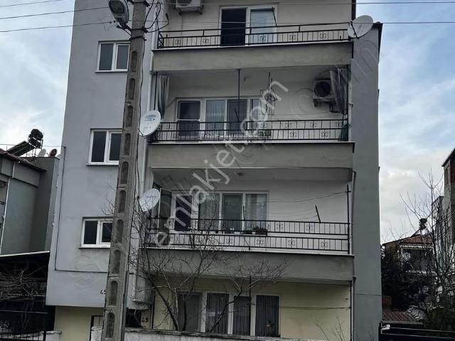 Cumhuriyet Okulu Civarı Satılık 2+1