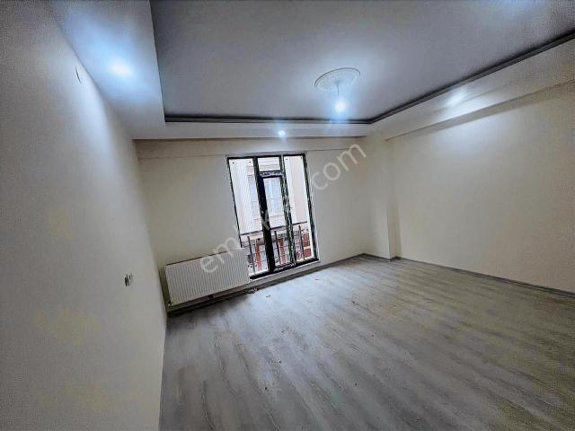 Fırsat! Mondi Mobilya Yakını Satılık Full 2+1 Lüks Daire