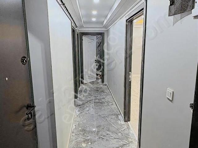 Cumhuriyet Cad. Satılık 2+1 Bahçe Katı, 80m², Merkezi Konum