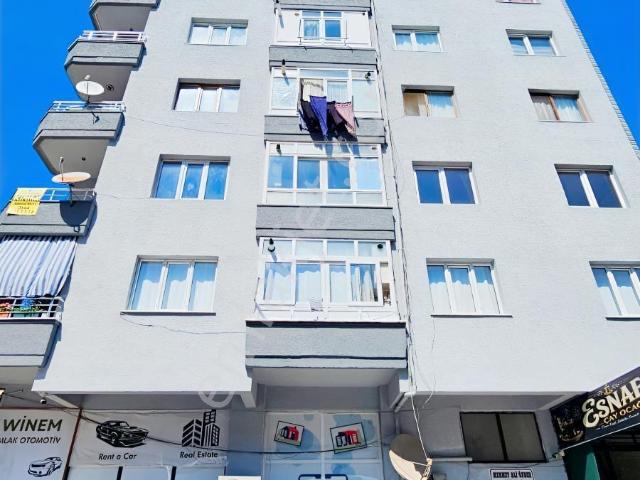 Cumhuriyet Caddesinde 3+1 Geniş Kiralık Daire