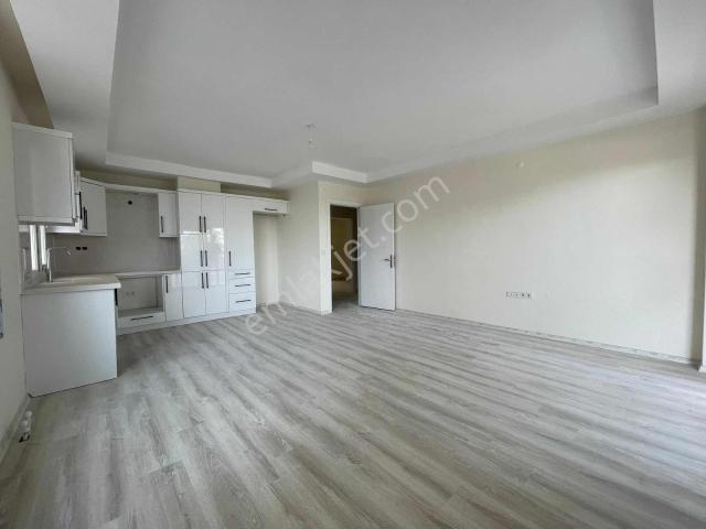 Efelerde Sıfır 3+1 Daire Hiç Kullanılmamış