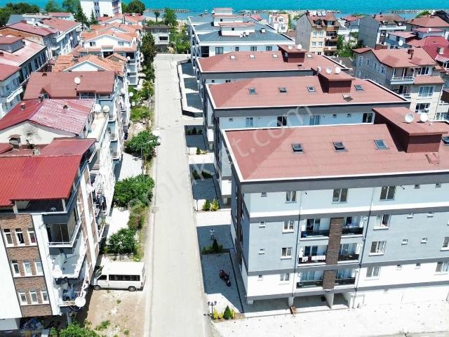 Cumhuriyet Denız Tarafı Eşyalı Satılık 1 + 1
