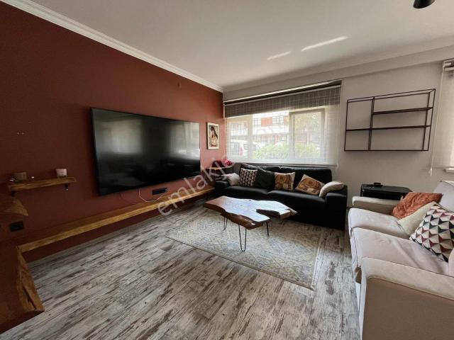Cumhuriyet Gayrimenkulden 1+1 Full Yapılı Full Eşyalı Daire