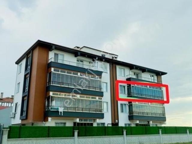 Cumhuriyet Parkına Yakın Ara Kat Satılık 2+1 Daire