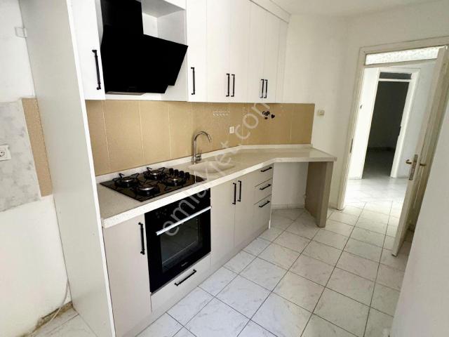 Cumhuriyet'de 3+1 Arakat Kiralık Daire