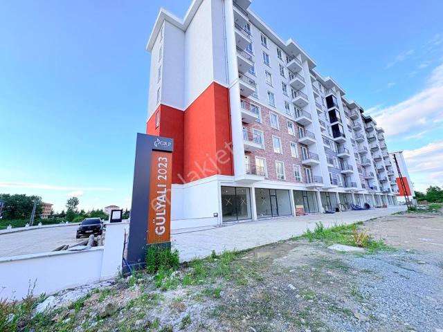 Cumhuriyette Eşyalı 1+1 Site Dairesi