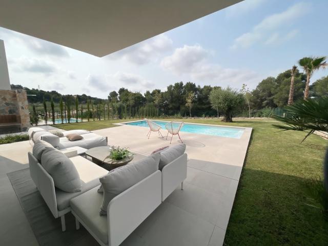 Cuarto de ducha, aire acondicionado, calefacción, calefacció. 129m² La colina