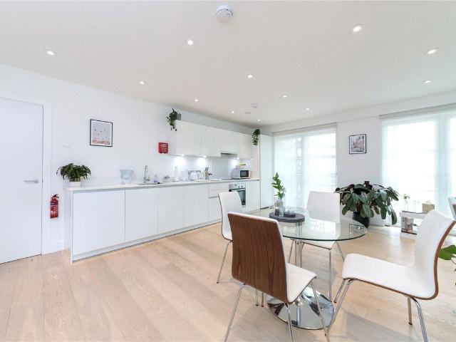 Cube Building, 17 20 Wenlock Road N1, 1 bed flat to rent, £2,800 pcm | PrimeLocation