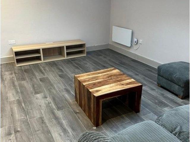 Cube House, Stoke Mandeville, Aylesbury HP22, 2 bed flat to rent, £1,370 pcm | PrimeLocation