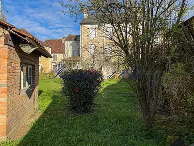 Cubjac Auvézère Val d'Ans 24640 Achat / Vente maison 8 pièces t8 jardin