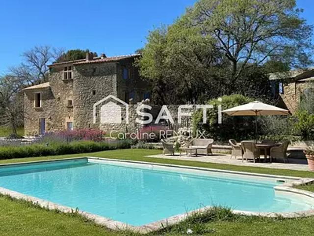 Cucuron 84160 Achat / Vente maison 10 pièces t10 parking