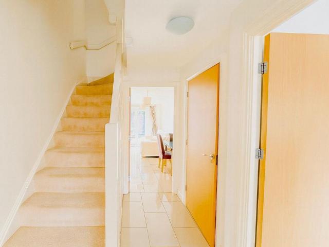 Cuddington Avenue, Worcester Park 4 bed end of terrace house to rent £3,150 pcm £727 pw