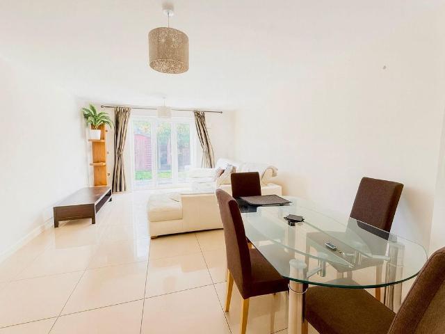 Cuddington Avenue, Worcester Park KT4, 4 bed end terrace house to rent, £3,050 pcm | PrimeLocation