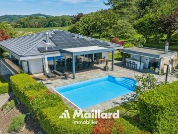 Cudrefin – Exklusives Grundstück mit Pool und Seeblick