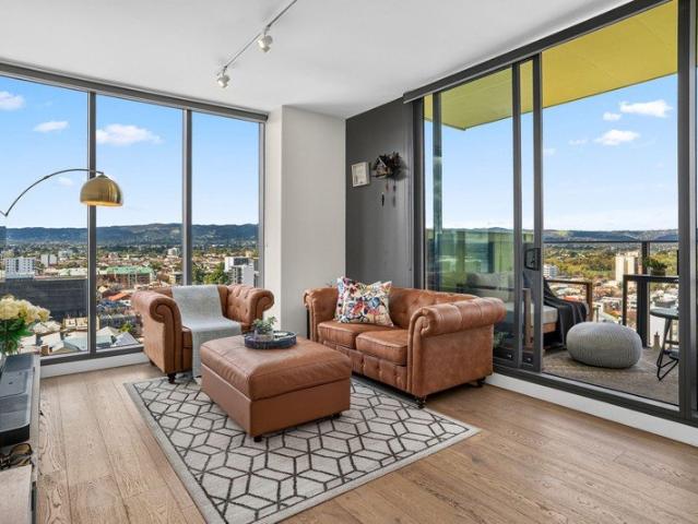 Cue the Views!