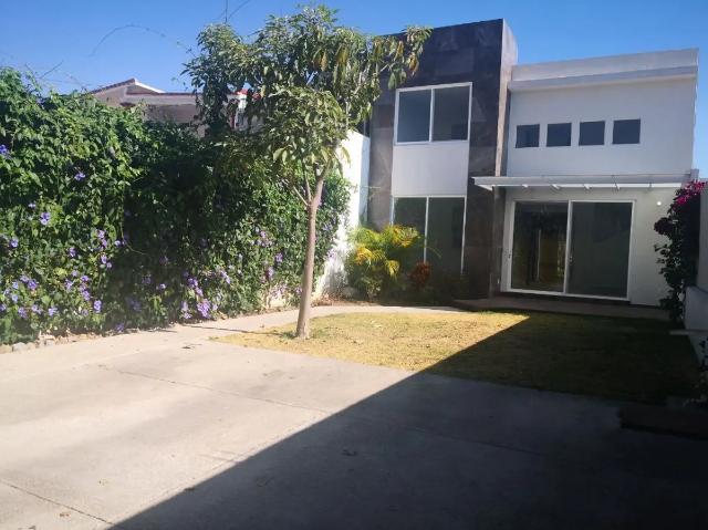 CUERNAVACA RENTA CASA EN ZONA NOROESTE