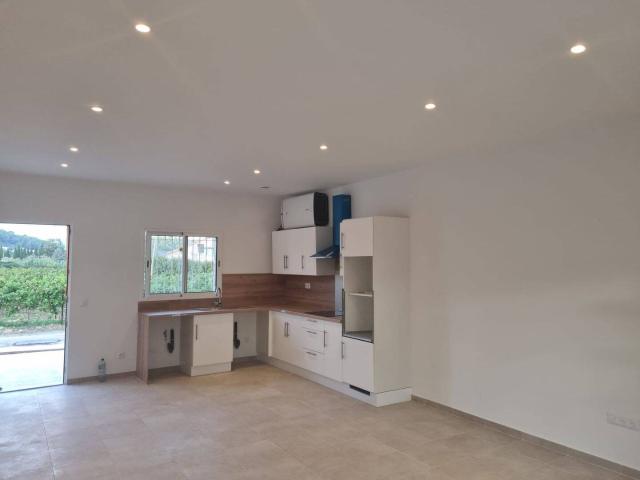 Cuers: Villa F3 de plain pied