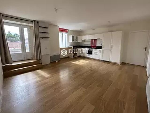 Cugand 85610 Achat / Vente appartement 3 pièces t3 au dernier étage parking