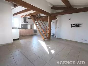 Cuges les Pins 13780 Achat / Vente appartement 4 pièces t4