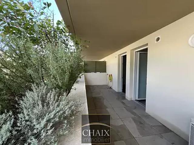 Cuges les Pins 13780 Location appartement 3 pièces t3