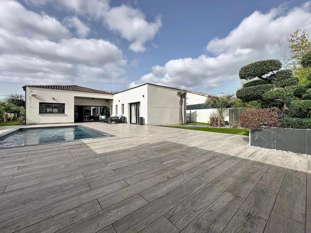 Cugnaux, contemporaine de 170 m² avec piscine. 170m² Cugnaux