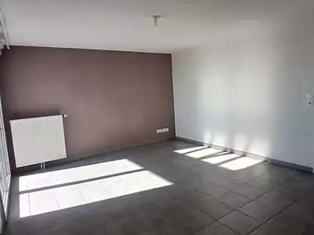 Cugnaux 31270 Location appartement 3 pièces t3 au dernier étage