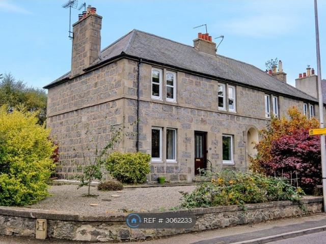 Cults, Aberdeen AB15, 2 bed flat to rent, £850 pcm | PrimeLocation
