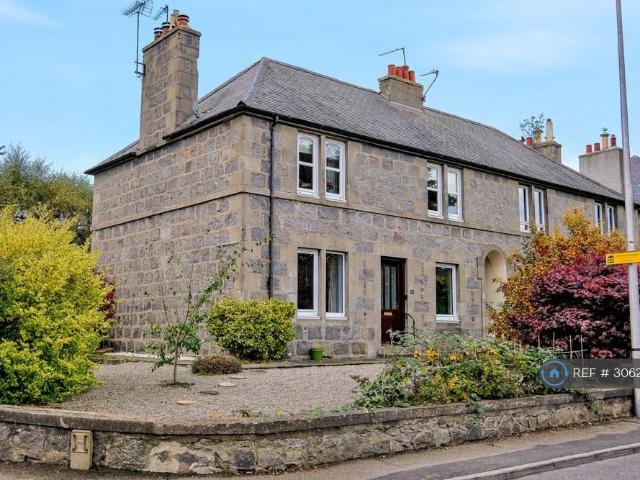 Cults, Aberdeen, AB15 2 bed flat to rent £850 pcm £196 pw