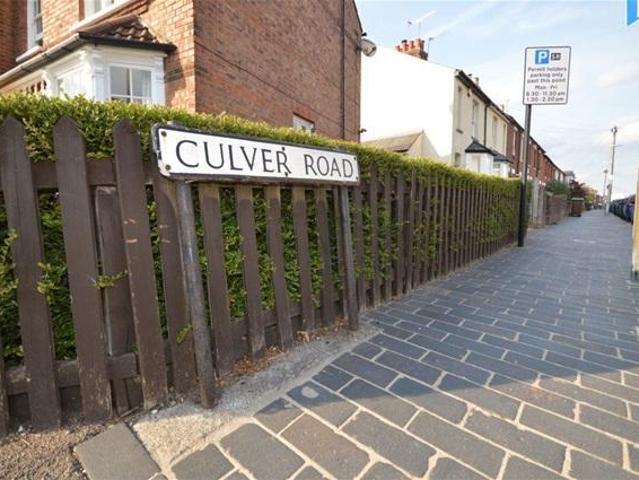 Culver Road, 29 Culver Road, St Albans 1 bed maisonette to rent £1,150 pcm £265 pw