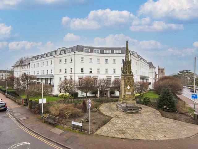 Culverden Park Road, TUNBRIDGE WELLS 2 bed apartment to rent £1,600 pcm £369 pw
