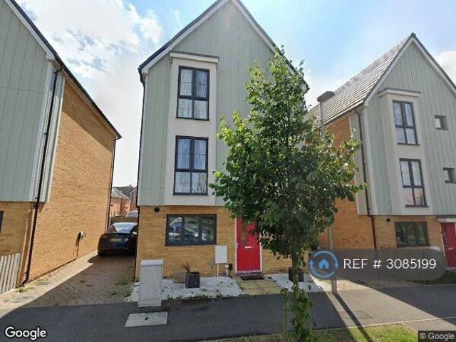 Culverin Avenue, Grays, RM16 4 bed detached house to rent £2,350 pcm £542 pw