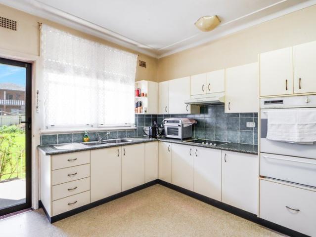 Cul de Sac Charmer on 565sqm Renovate, Rebuild or Reimagine! Auction 17th October