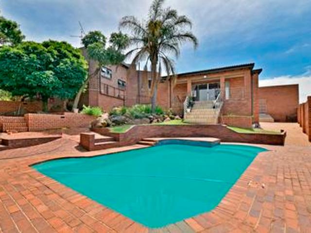 cul de sac elegance in glenvista proper