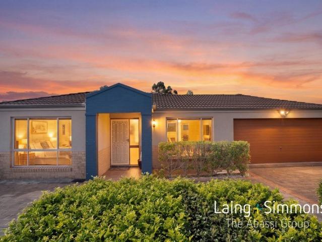 Cul De Sac Living with Space for the Whole Family