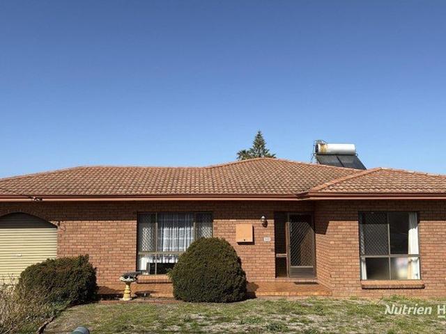 CUL DE SAC LIVING | BIG 950m² BLOCK | SOLID 1983 BUILT HOME |