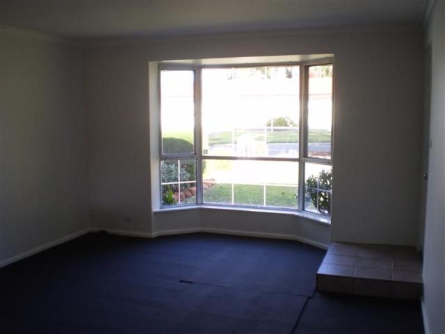 CUL DE SAC LOCATION CLOSE TO ALL AMENITIES QUIET LOCATION