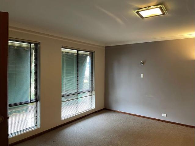 Cul de sac location 3x2 Home