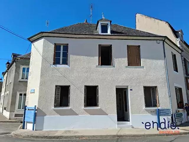 Culan 18270 Achat / Vente maison 7 pièces t7 au dernier étage terrasse