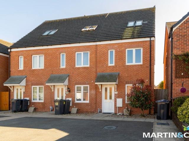 Culey Green Way, Sheldon, B26 3 bed townhouse to rent £1,325 pcm £306 pw