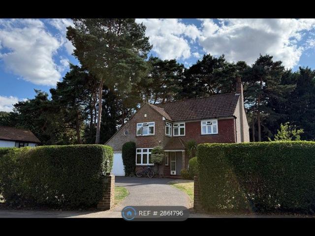 Cullesden Road, Kenley CR8, 4 bed detached house to rent, £3,600 pcm | PrimeLocation