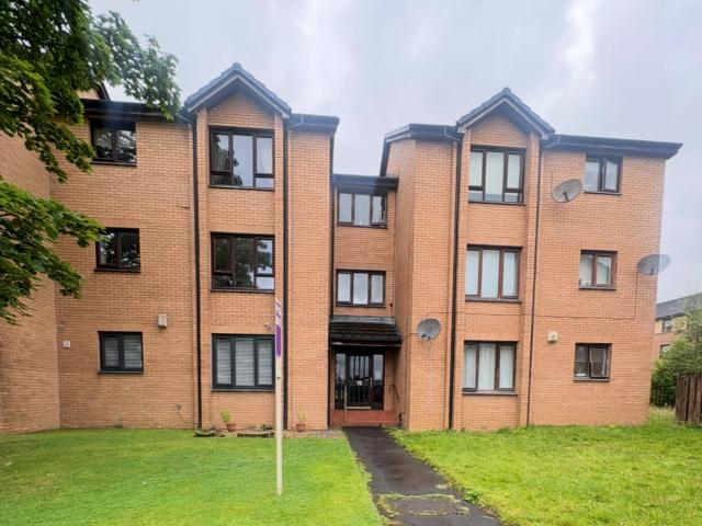 Culrain Gardens, Glasgow G32 2 bed flat to rent £995 pcm £230 pw