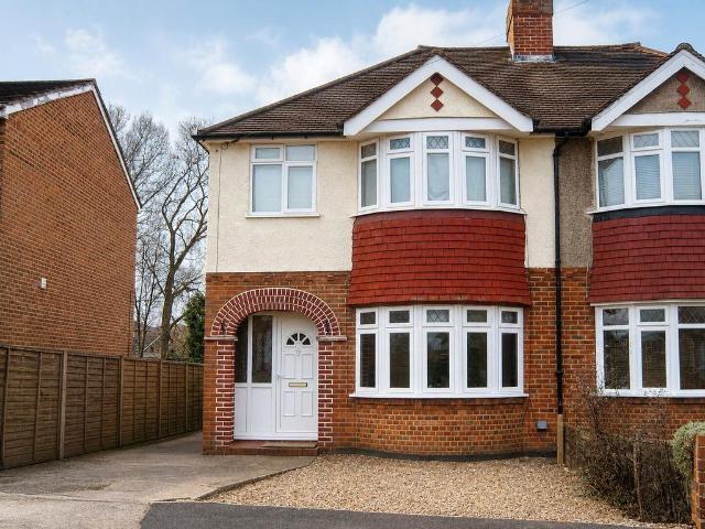 Curtis Road, Epsom, Surrey 3 bed semi detached house to rent £2,100 pcm £485 pw