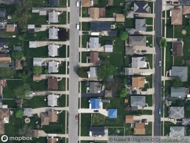 Curtiss St