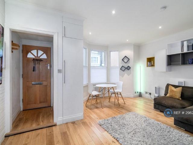 Curwen Road, London, W12 1 bed flat to rent £2,167 pcm £500 pw