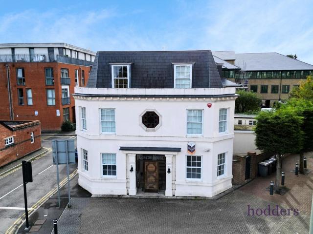 Curzon House, Fox Lane North. 1 bed apartment to rent £1,350 pcm £312 pw