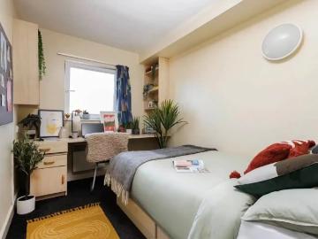 Curzon House, Nottingham Has an Apartment