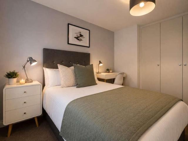 Curzon Street, Reading, RG30