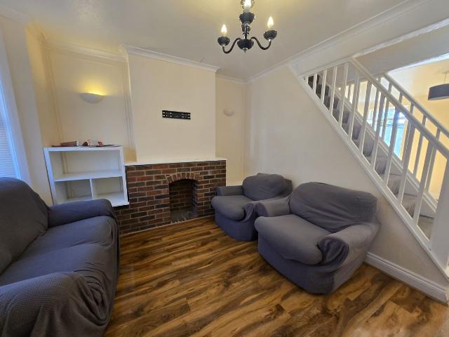 Curzon Road, Chatham ME4, 2 bed terraced house to rent, £1,300 pcm | PrimeLocation